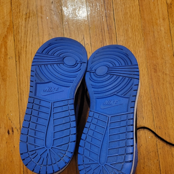 Jordan Big Kid's Air 1 Retro High OG Black/Royal Blue-White Size 6.5Y FD1437-042 - Picture 10 of 16